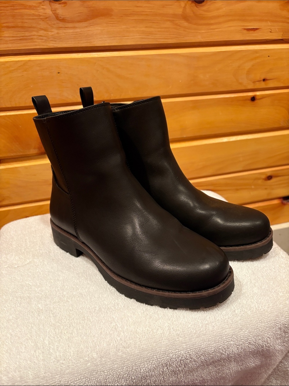 Crown Vintage Black Leather Ankle Booties